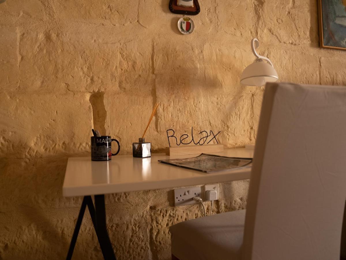 The Knight - Heritage & Art Home At Birgu Square Buitenkant foto