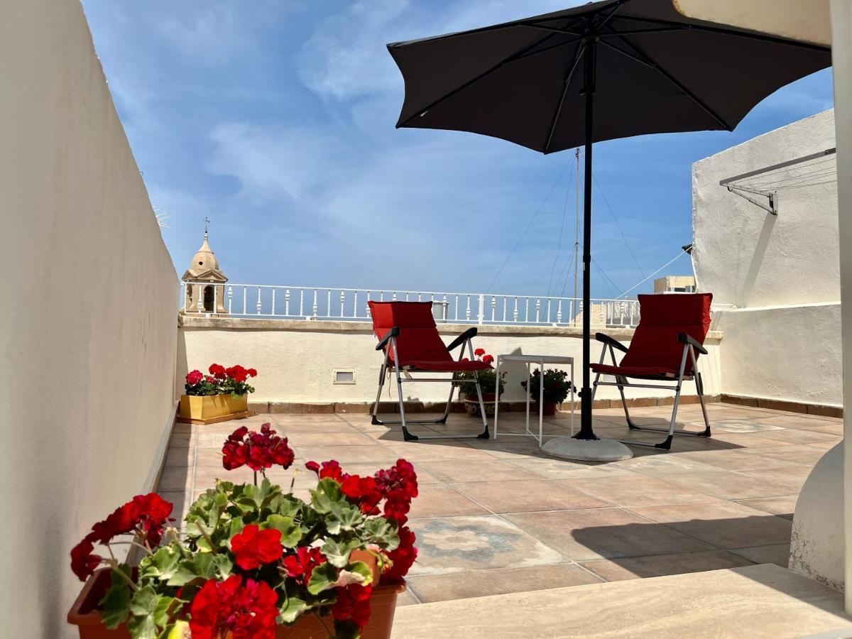 The Knight - Heritage & Art Home At Birgu Square Buitenkant foto