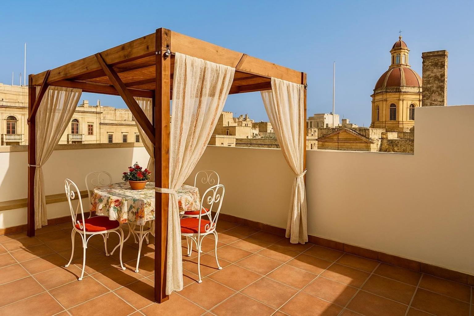 The Knight - Heritage & Art Home At Birgu Square Buitenkant foto
